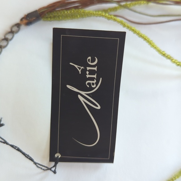 NWT Marie by Giftcraft Floral Stranded Necklace with Oval Pendant Butterfly - Picture 7 of 16